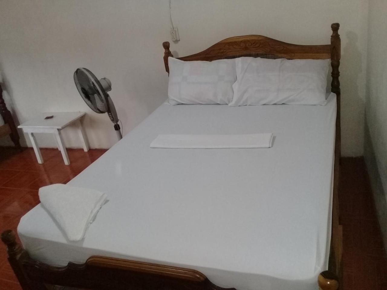 Guest House Nena Мойогалпа Екстериор снимка